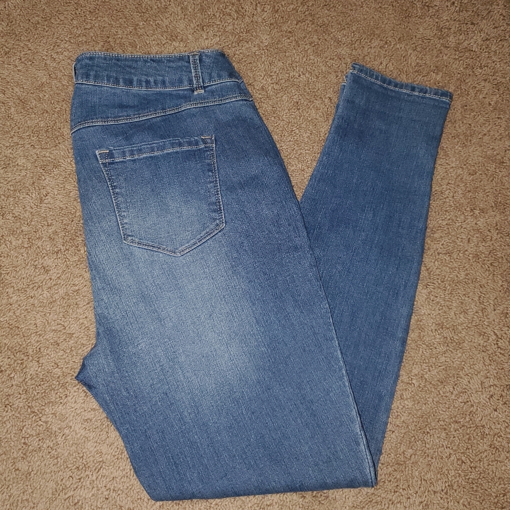 EUC Women's Skinny Jeans
